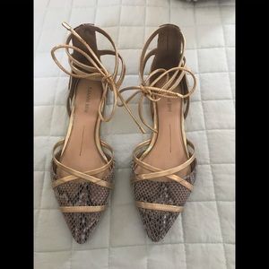 Gianni Bini pointed toe flats